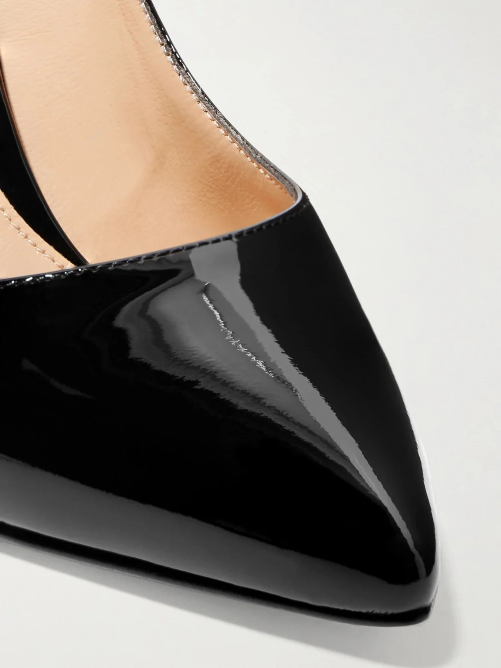 Close-up detail of the Gianvito Rossi 85 Patent-leather Pumps