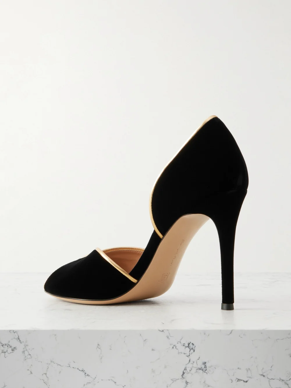 Back view of the Gianvito Rossi 95 Metallic Leather-trimmed Velvet Pumps
