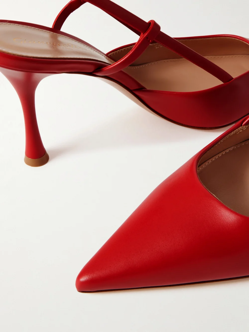 Close-up detail of the Gianvito Rossi Ascent 85 Leather Slingback Pumps