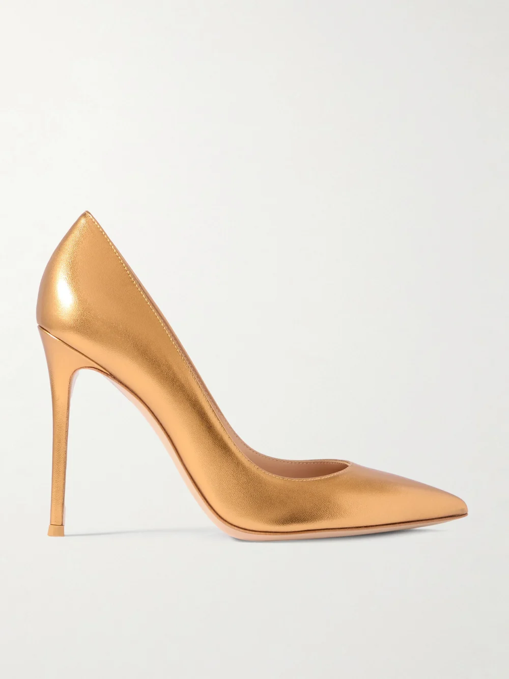 Gianvito Rossi Gianvito 105 Metallic Leather Pumps in gold