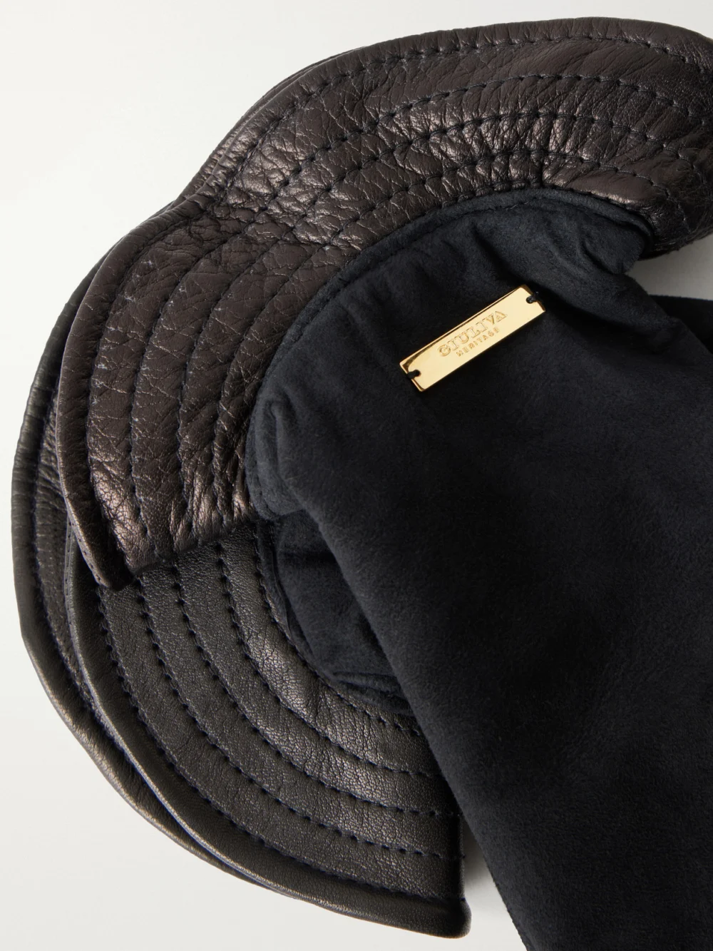 Close-up detail of the Giuliva Heritage Colombina Leather-trimmed Suede Gloves