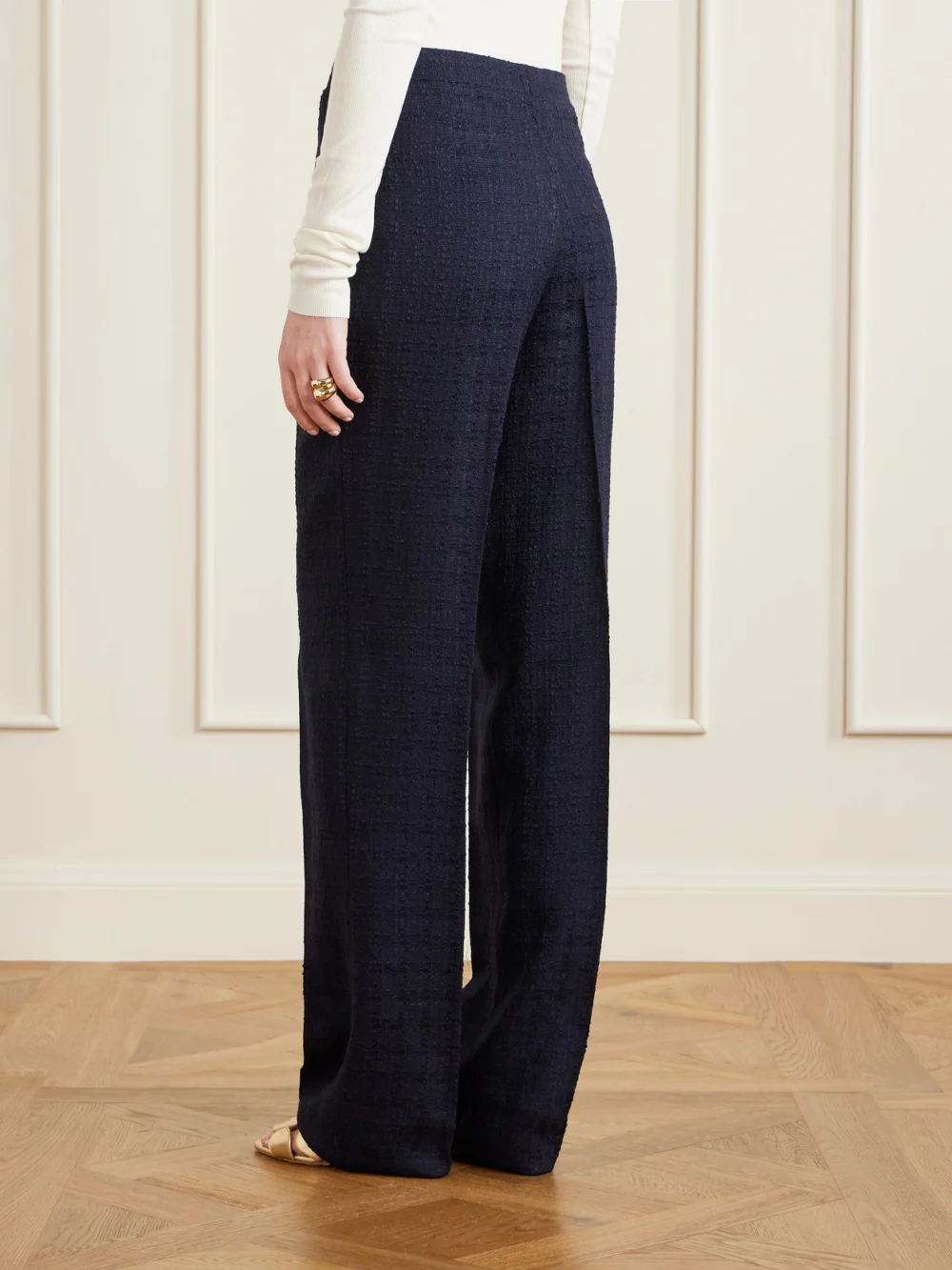 Back view of the Giuliva Heritage Janice Wool-blend Bouclé-tweed Straight-leg Pants