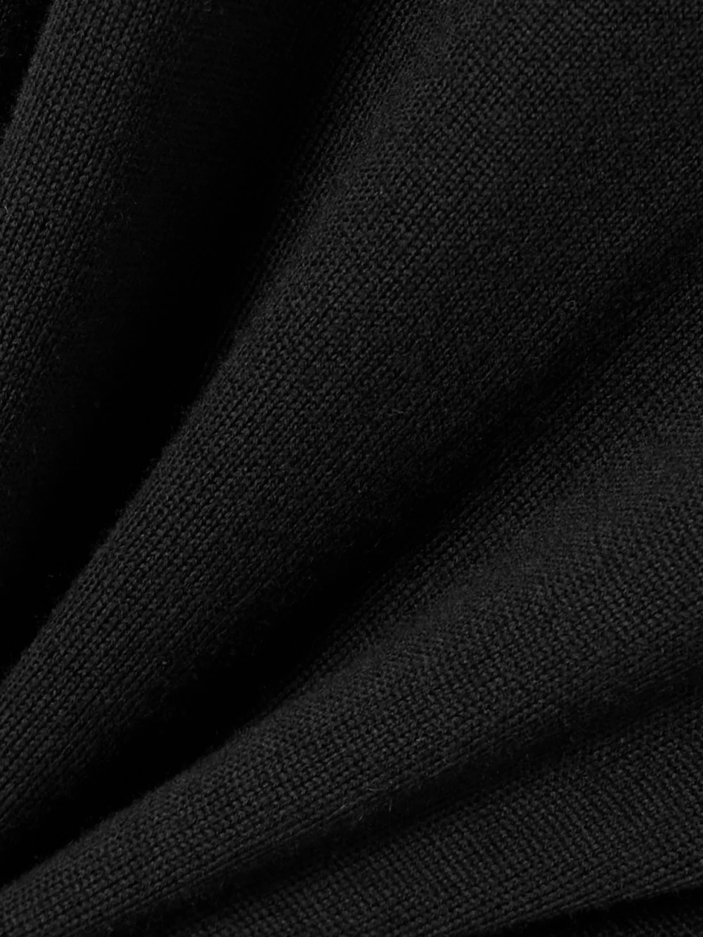 Close-up detail of the Giuliva Heritage The Arianna Wool Turtleneck Sweater