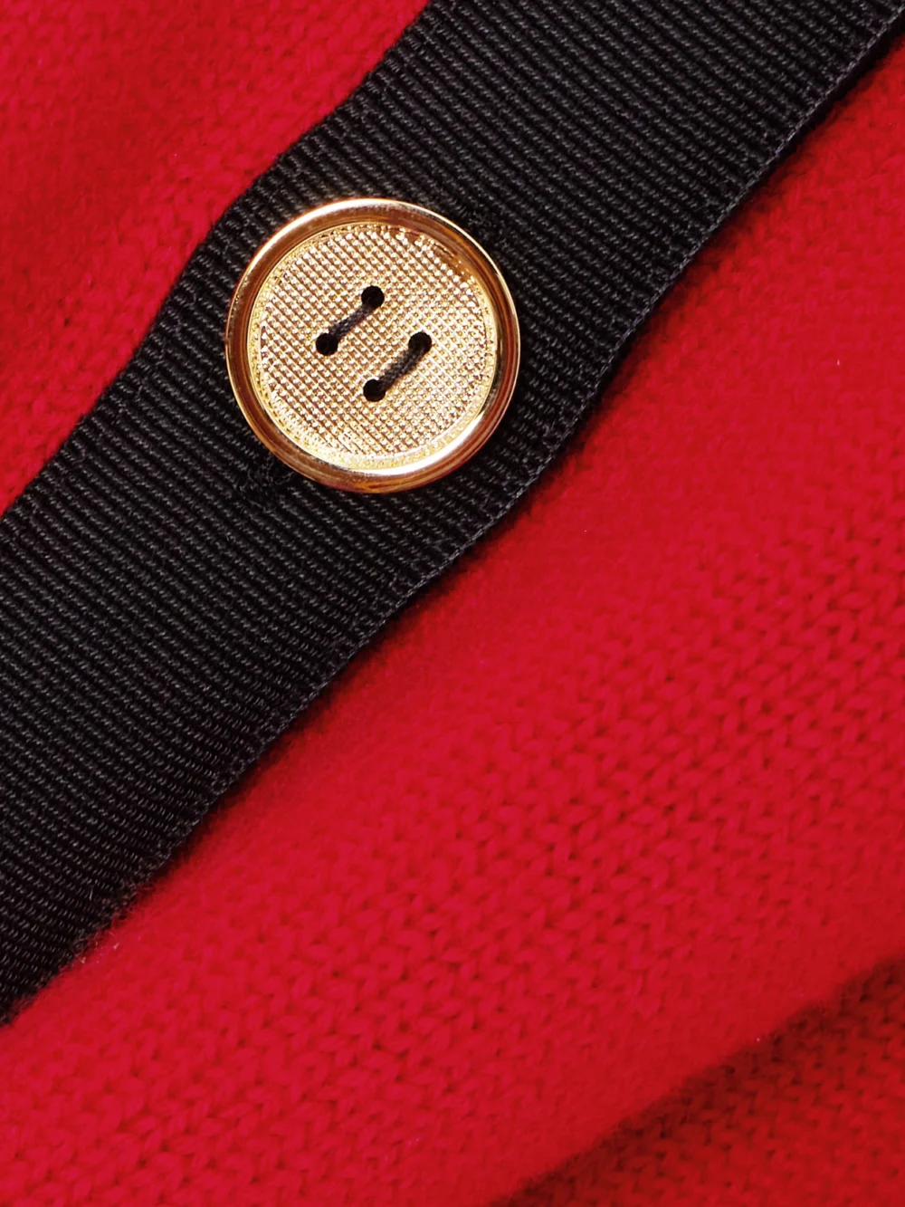 Close-up detail of the Giuliva Heritage The Eugenia Two-tone Merino Wool Cardigan