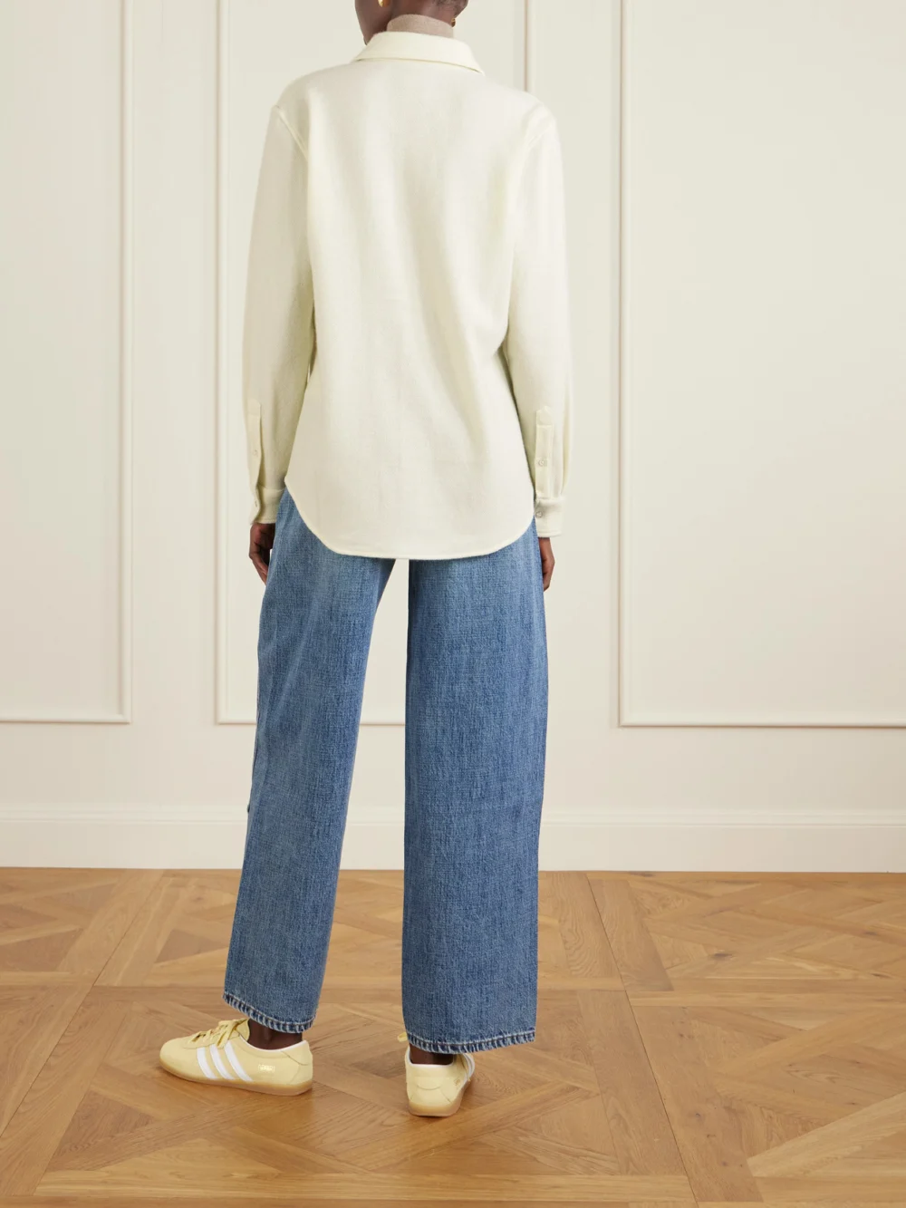 Back view of the God’s True Cashmere Cashmere Shirt
