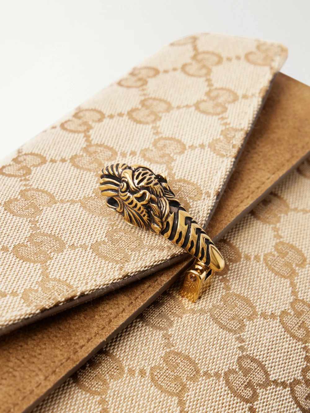 Close-up detail of the Gucci Dionysus Leather-trimmed Canvas-jacquard Shoulder Bag
