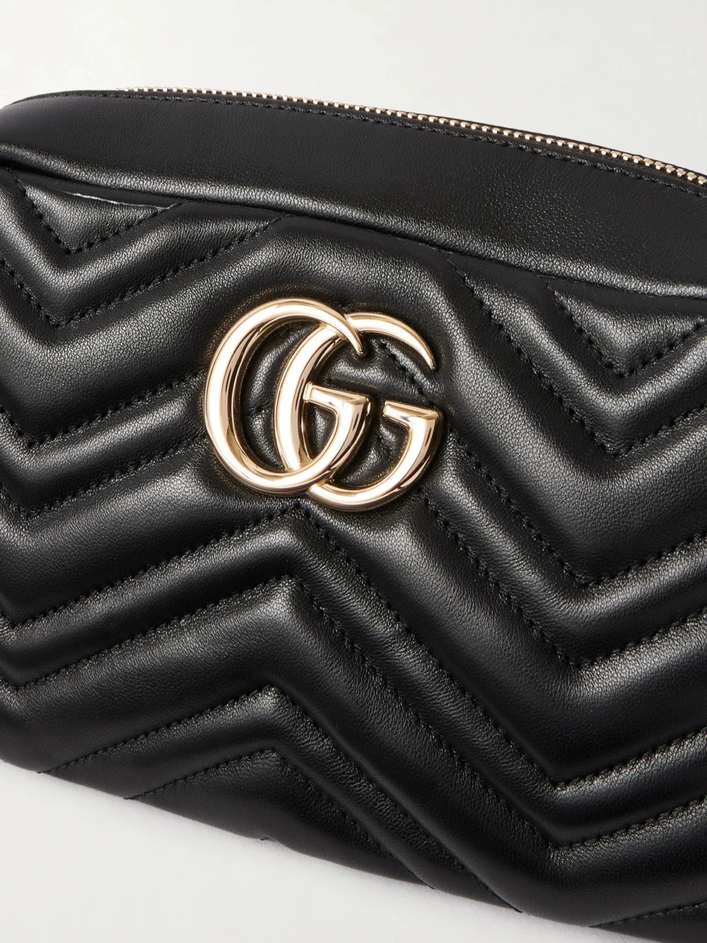Close-up detail of the Gucci Gg Marmont Quilted Leather Shoulder Bag