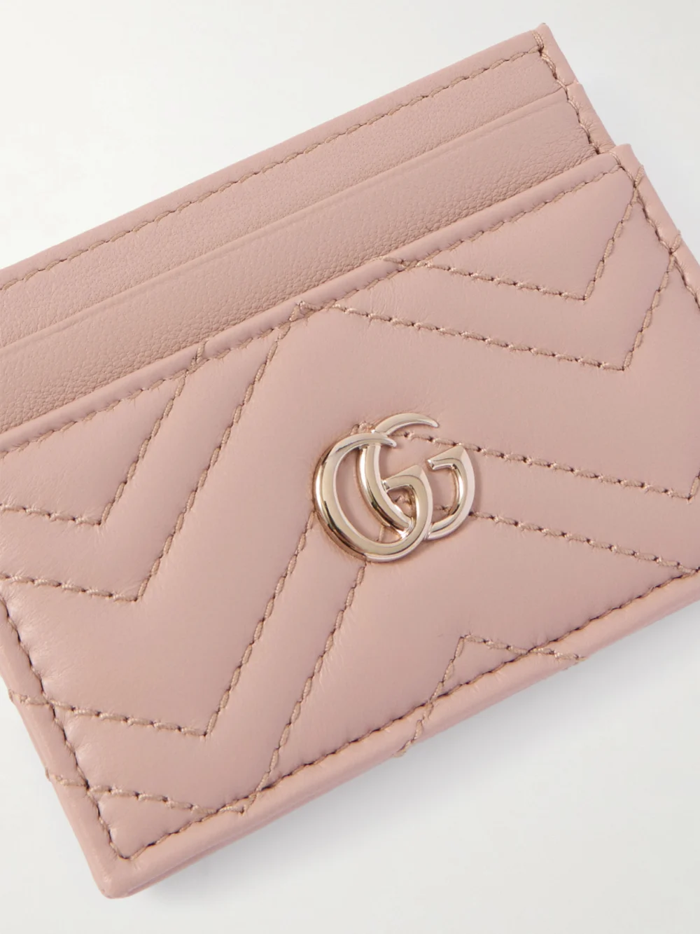 Close-up detail of the Gucci Gg Marmont Quilted Textured-leather Cardholder
