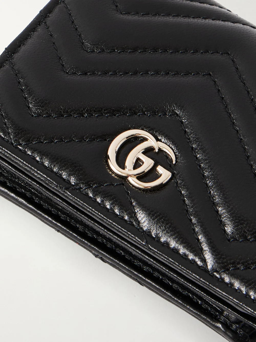 Close-up detail of the Gucci Gg Marmont Small Quilted Leather Wallet