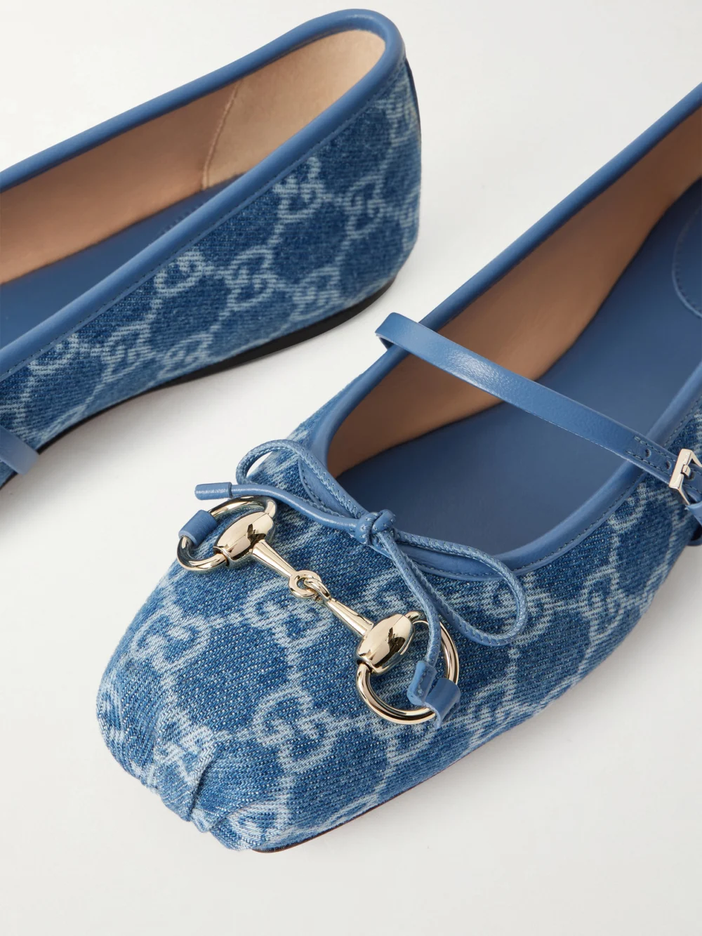 Close-up detail of the Gucci Horsebit Ballerina Leather-trimmed Denim Flats