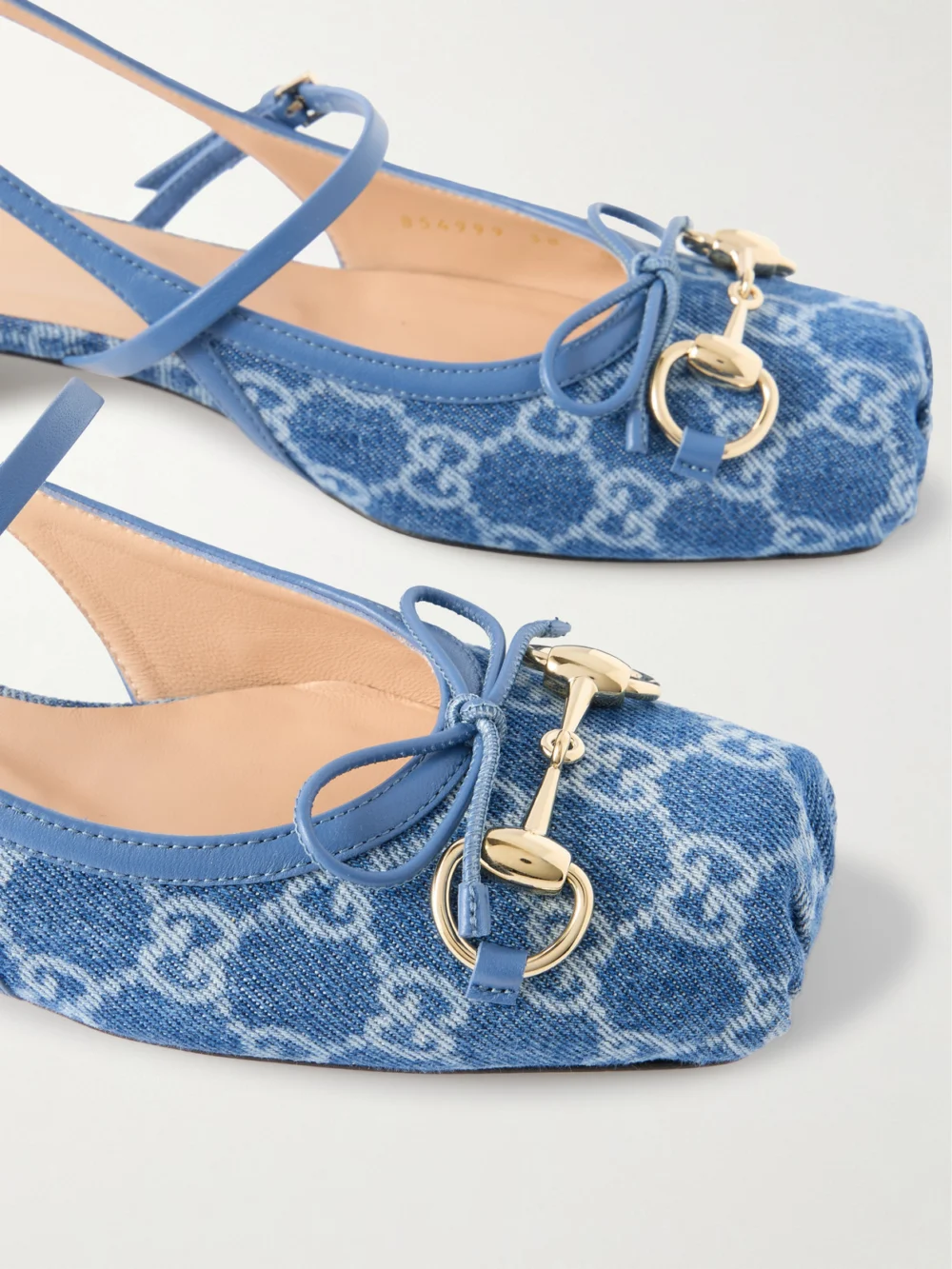 Close-up detail of the Gucci Horsebit-embellished Denim-jacquard Slingback Sandals