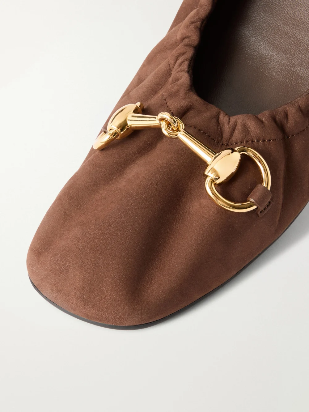 Close-up detail of the Gucci Horsebit-embellished Leather Ballet Flats