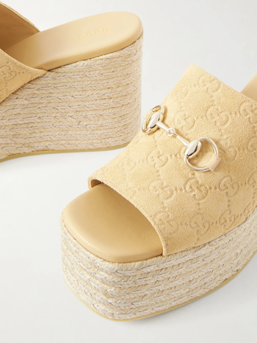 Close-up detail of the Gucci Horsebit-embellished Logo-debossed Suede Espadrilles Wedges Mules