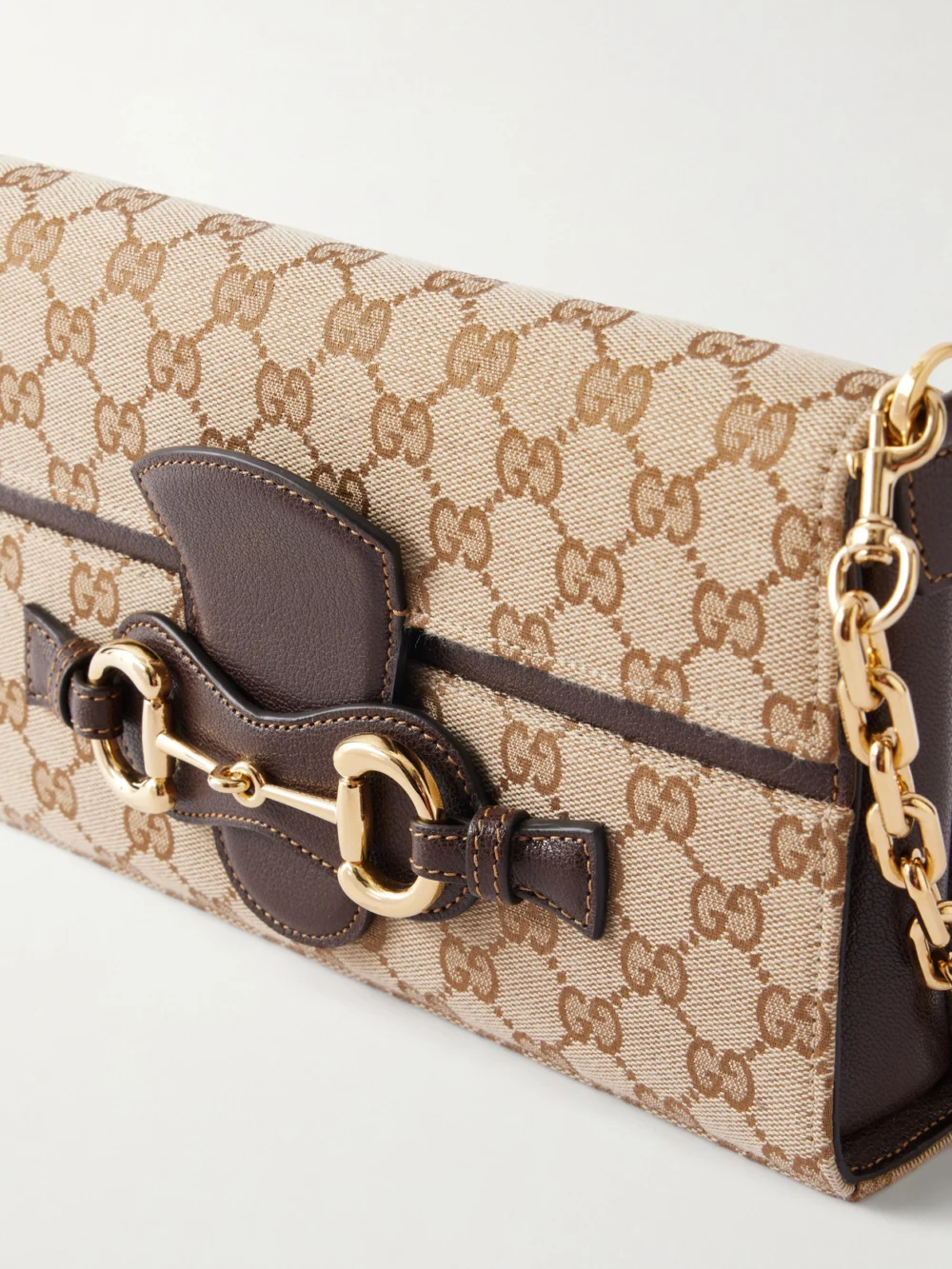 Close-up detail of the Gucci Horsebit Ristretto Leather-trimmed Canvas-jacquard Shoulder Bag