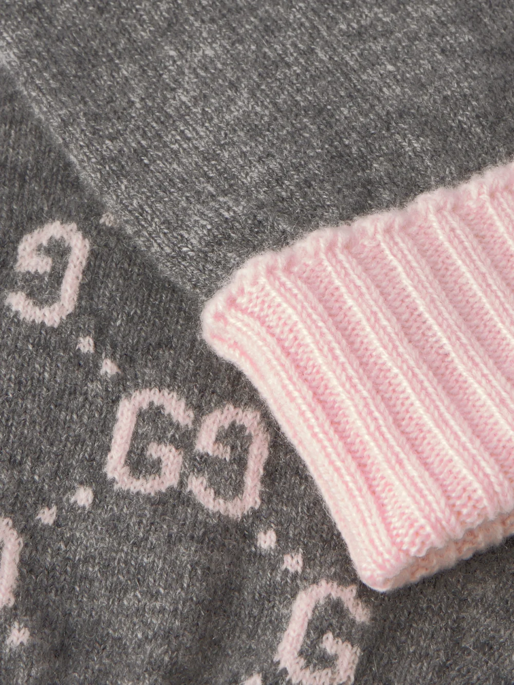 Close-up detail of the Gucci Jacquard-knit Cashmere Gloves