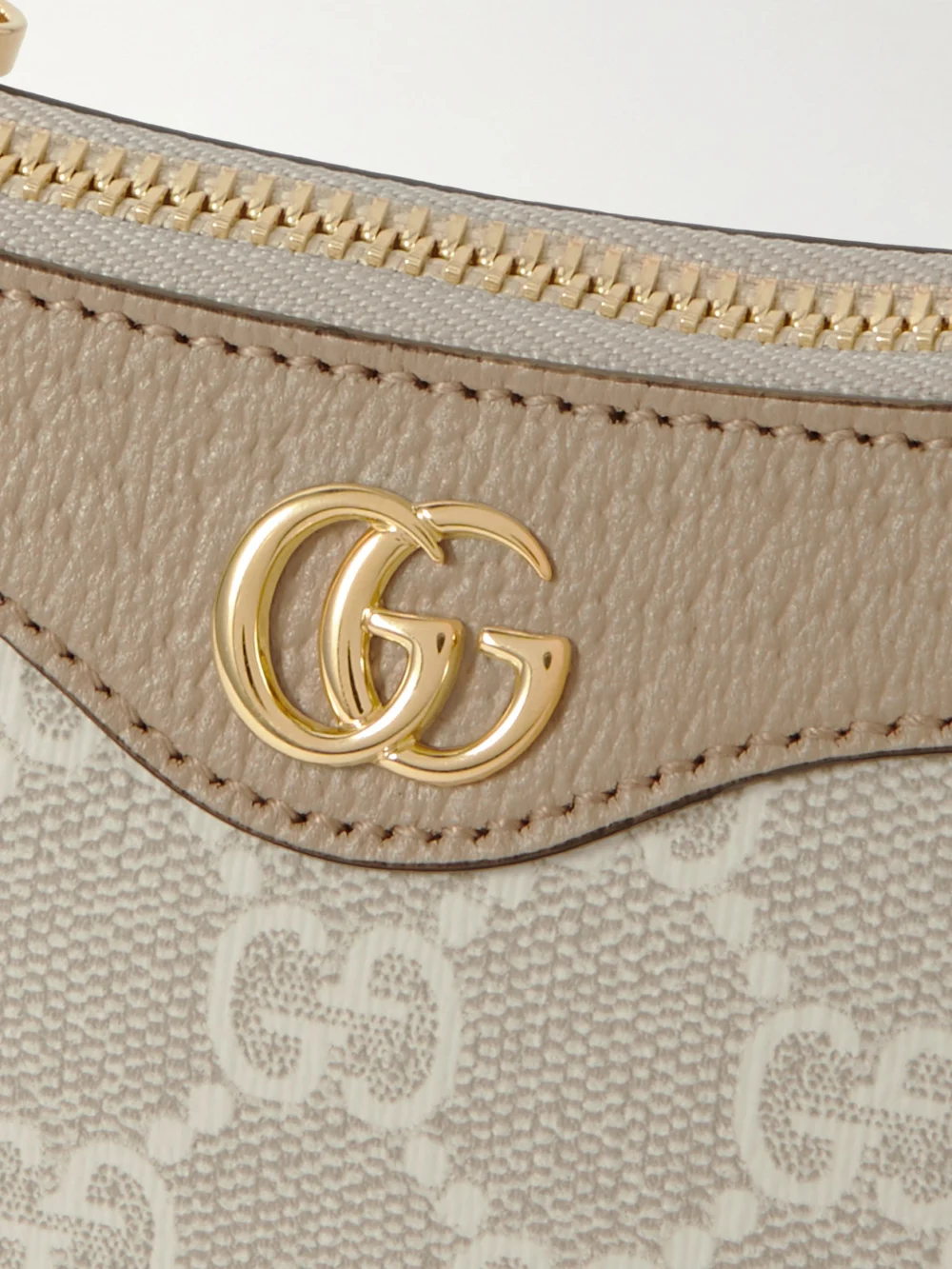 Close-up detail of the Gucci Ophidia Leather-trimmed Canvas-jacquard Shoulder Bag