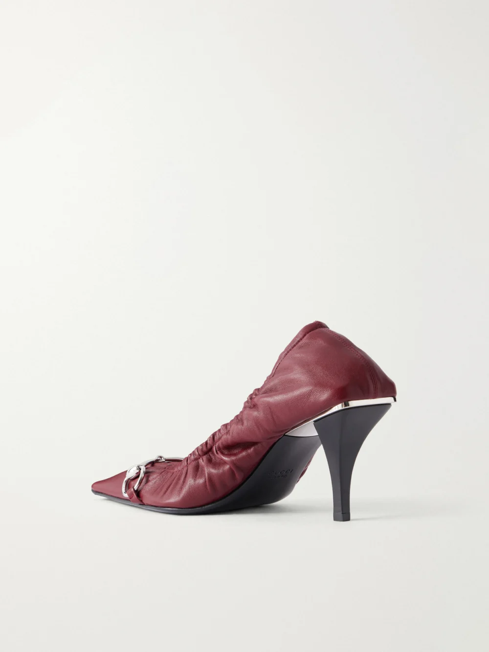 Back view of the Gucci Vittoria 75 Horsebit-embellished Leather Pumps