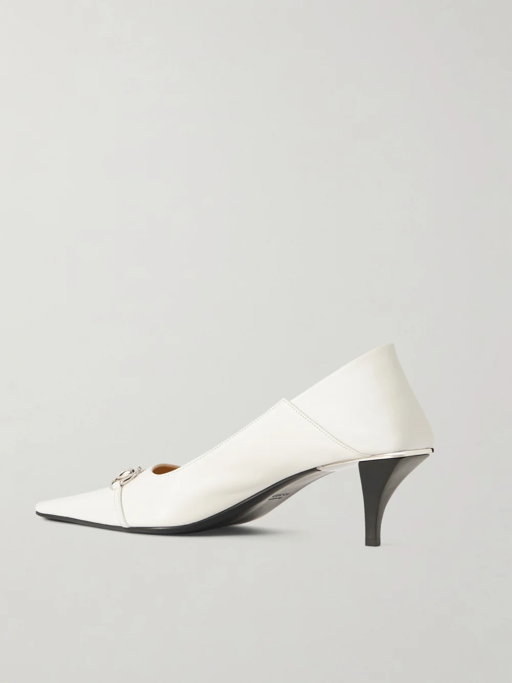 Back view of the Gucci Vittoria Collapsible-heel Horsebit-embellished Leather Pumps