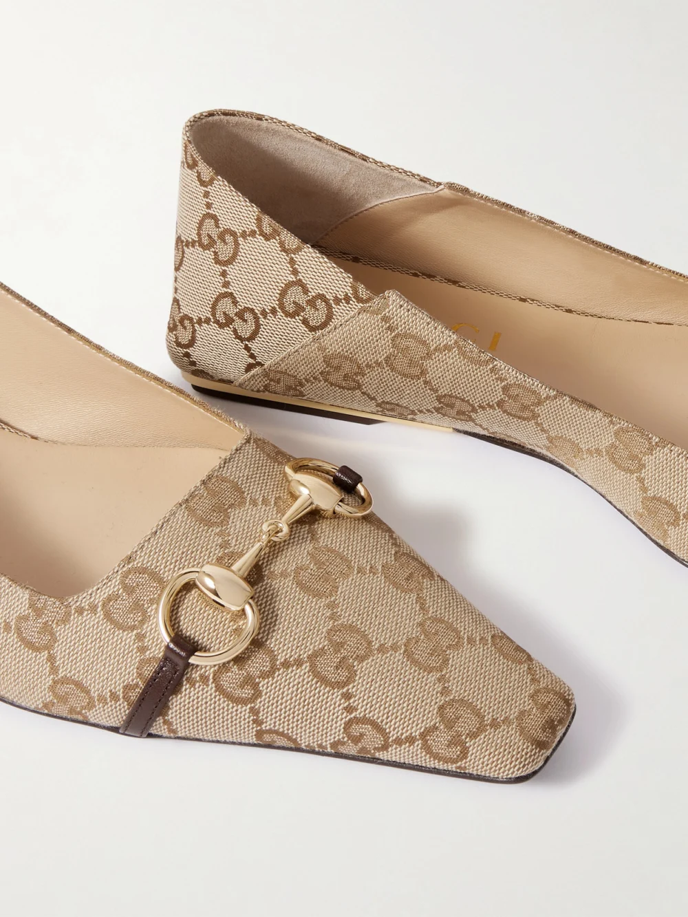 Close-up detail of the Gucci Vittoria Horsebit-detailed Leather-trimmed Canvas-jacquard Ballet Flats