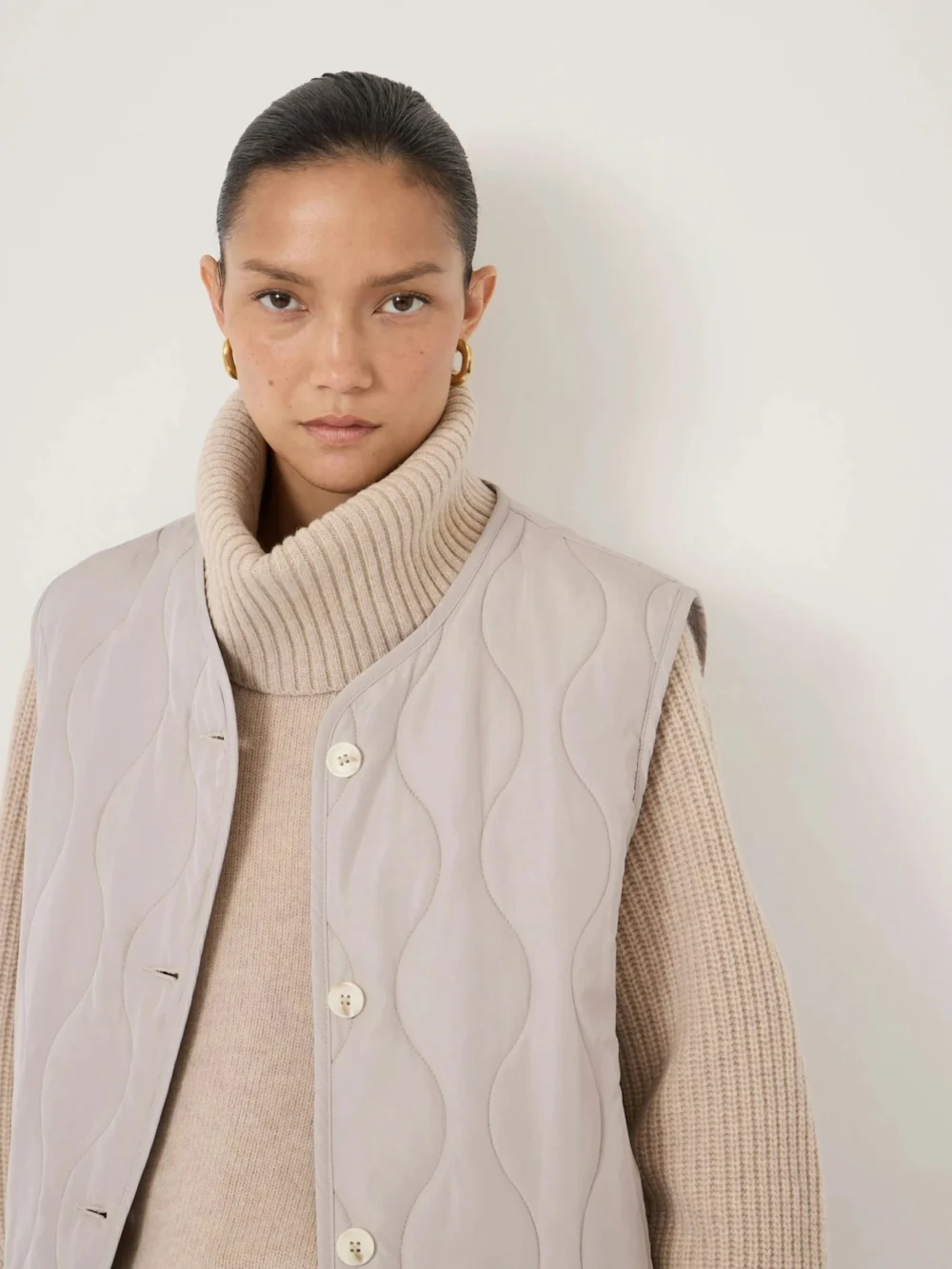 hush Amaya Quilted Gilet Liner, view 2