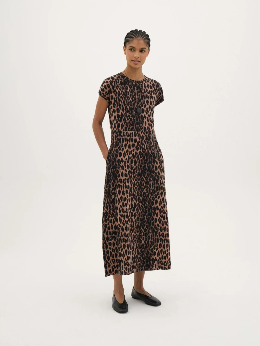hush Cap Sleeve Barrel Jersey Midi Dress in Natural Leopard Brown