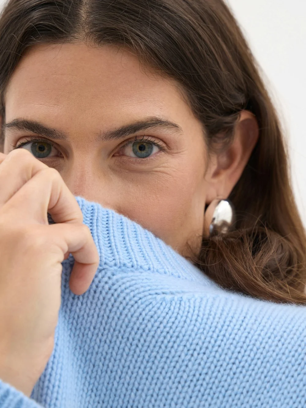 hush Carrie Chunky Cashmere Jumper in Soft Blue, view 2