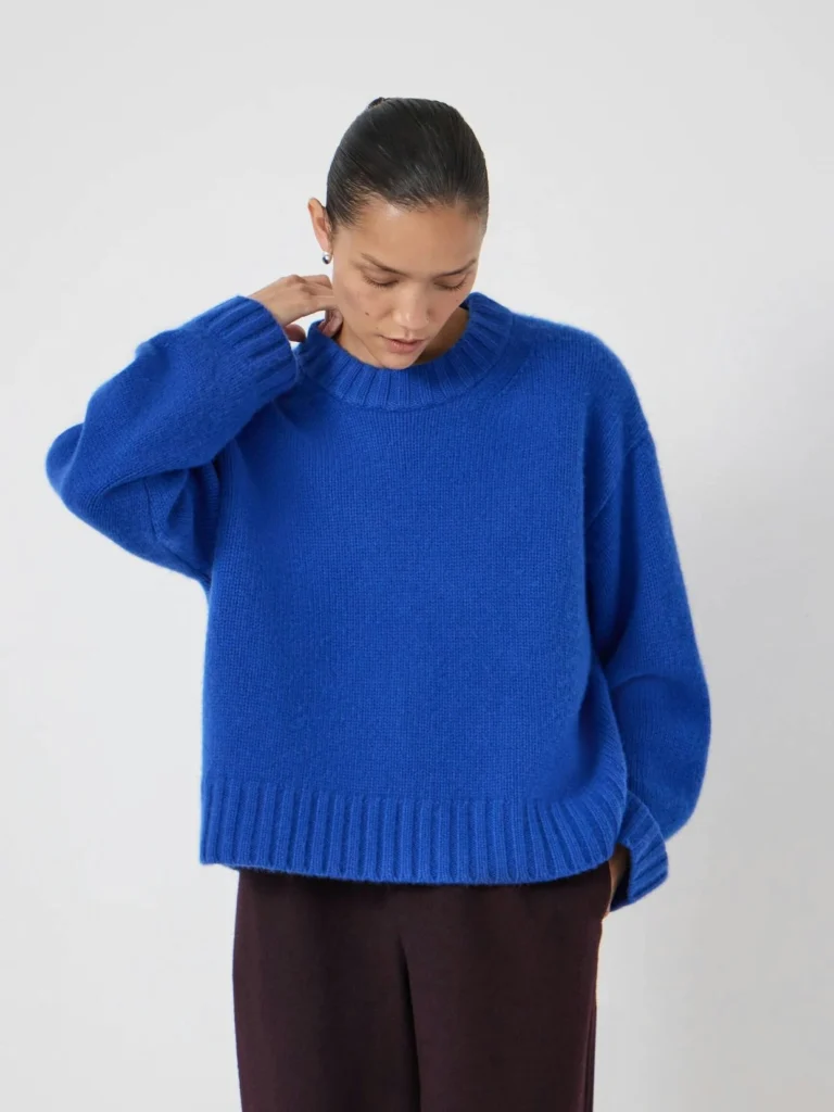 hush Cora Relaxed Chunky Cashmere Crew Jumper in Bright Blue