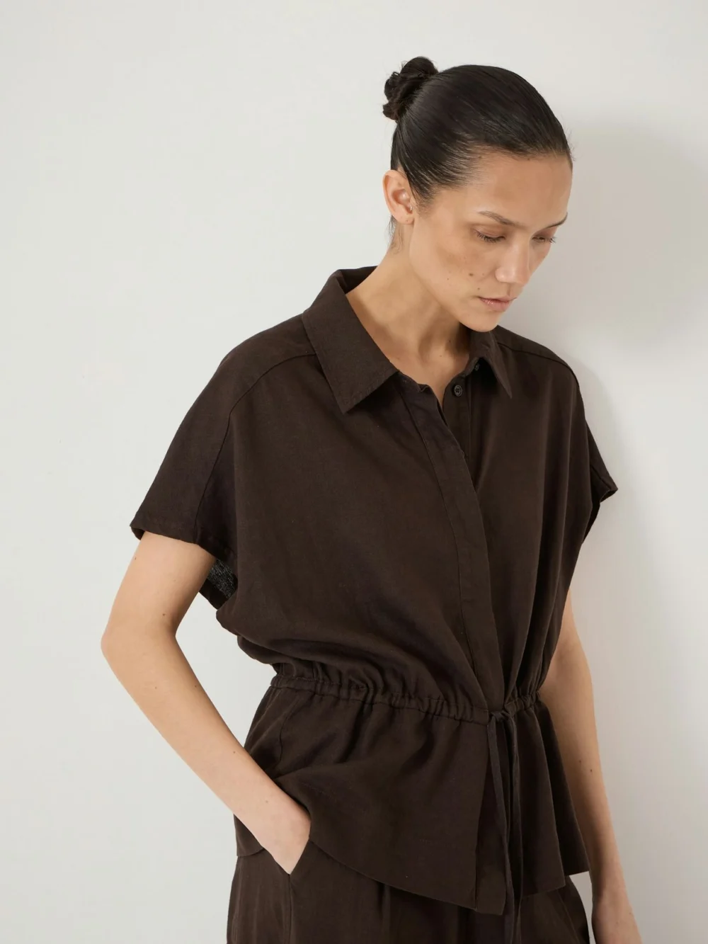 hush Mirai Linen Blend Short Sleeve Shirt in Dark Brown, view 2