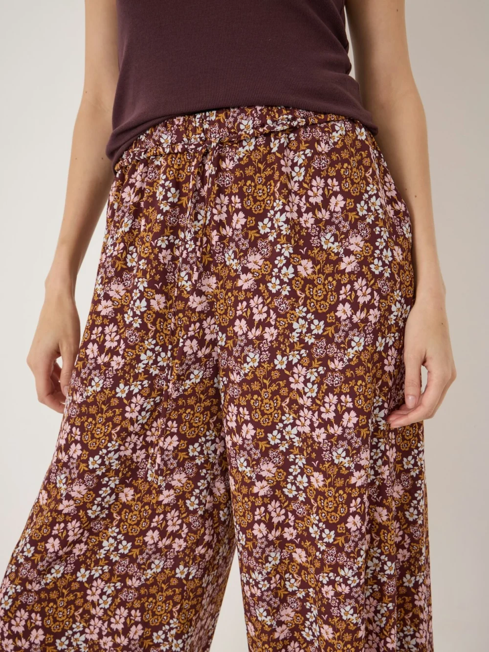 hush Nyra Printed Balloon Hem Trousers, view 2