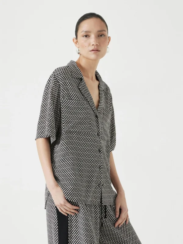 hush Revere Collar Short Sleeve Shirt