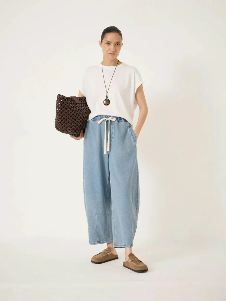 hush Rina Supersoft Barrel Leg Jeans in Authentic Light Wash