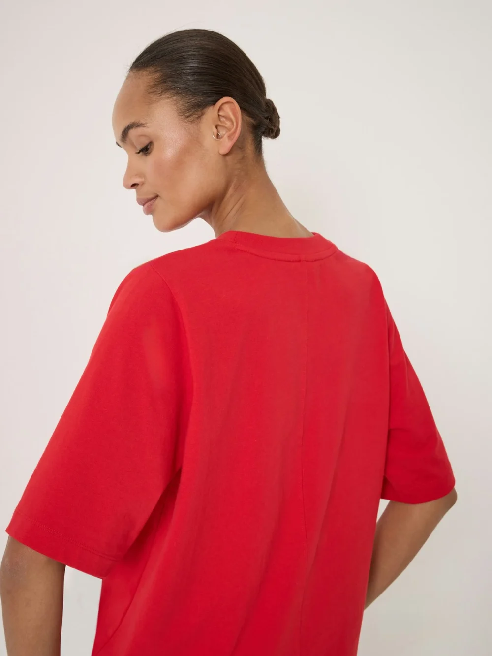 hush Romina Heavyweight Cotton T-Shirt in Bright Red, view 2