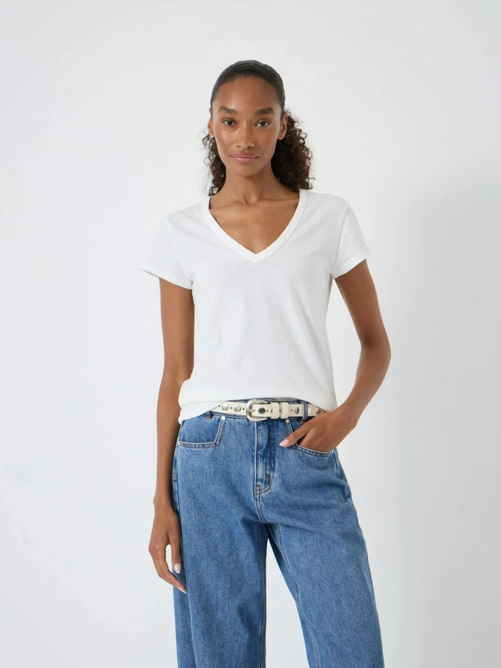 hush Slim Fit Slub Cotton V Neck T-Shirt in White