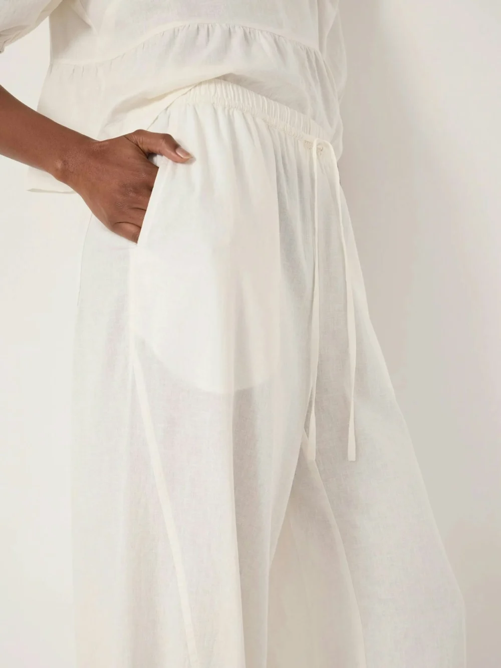 hush Tove Linen Balloon Beach Trousers in Pearl White, view 2