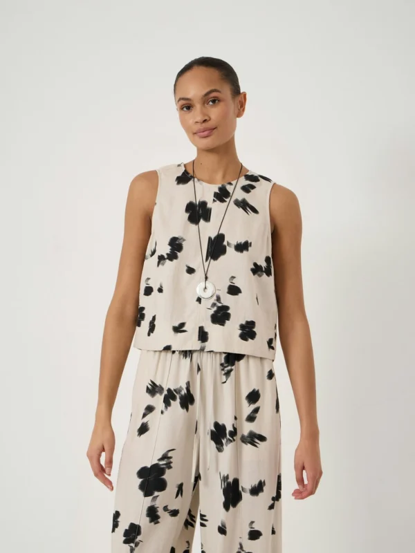 hush Vera Linen Blend Shell Top in Blurred Floral Ecru