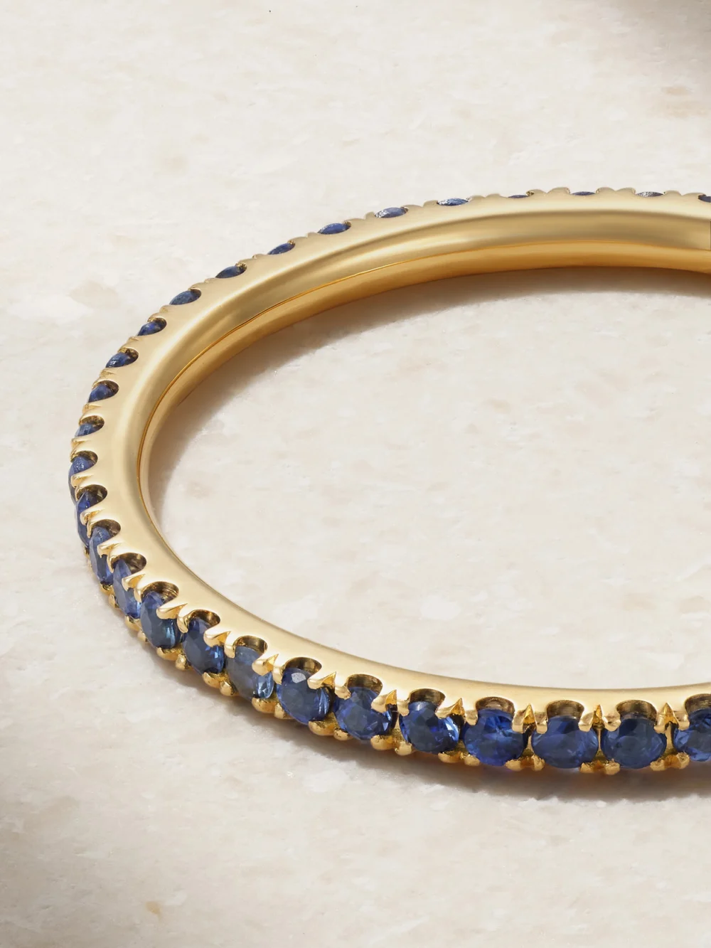 Close-up detail of the Ileana Makri Thread 18-karat Gold Sapphire Ring