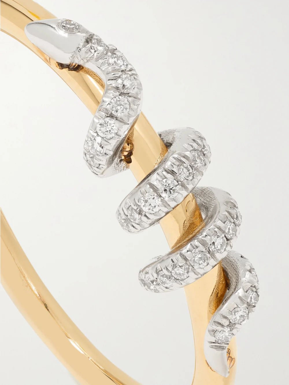 Close-up detail of the Ileana Makri Twisted Boa 18-karat Yellow and White Gold Diamond Ring