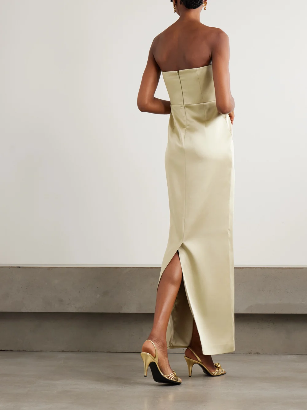 Back view of the Ilkyaz Ozel Noa Strapless Bow-embellished Satin Gown