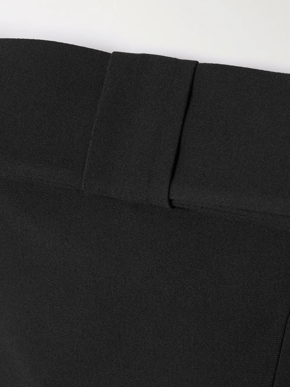 Close-up detail of the Ilkyaz Ozel Sisu Bow-embellished Crepe Midi Dress