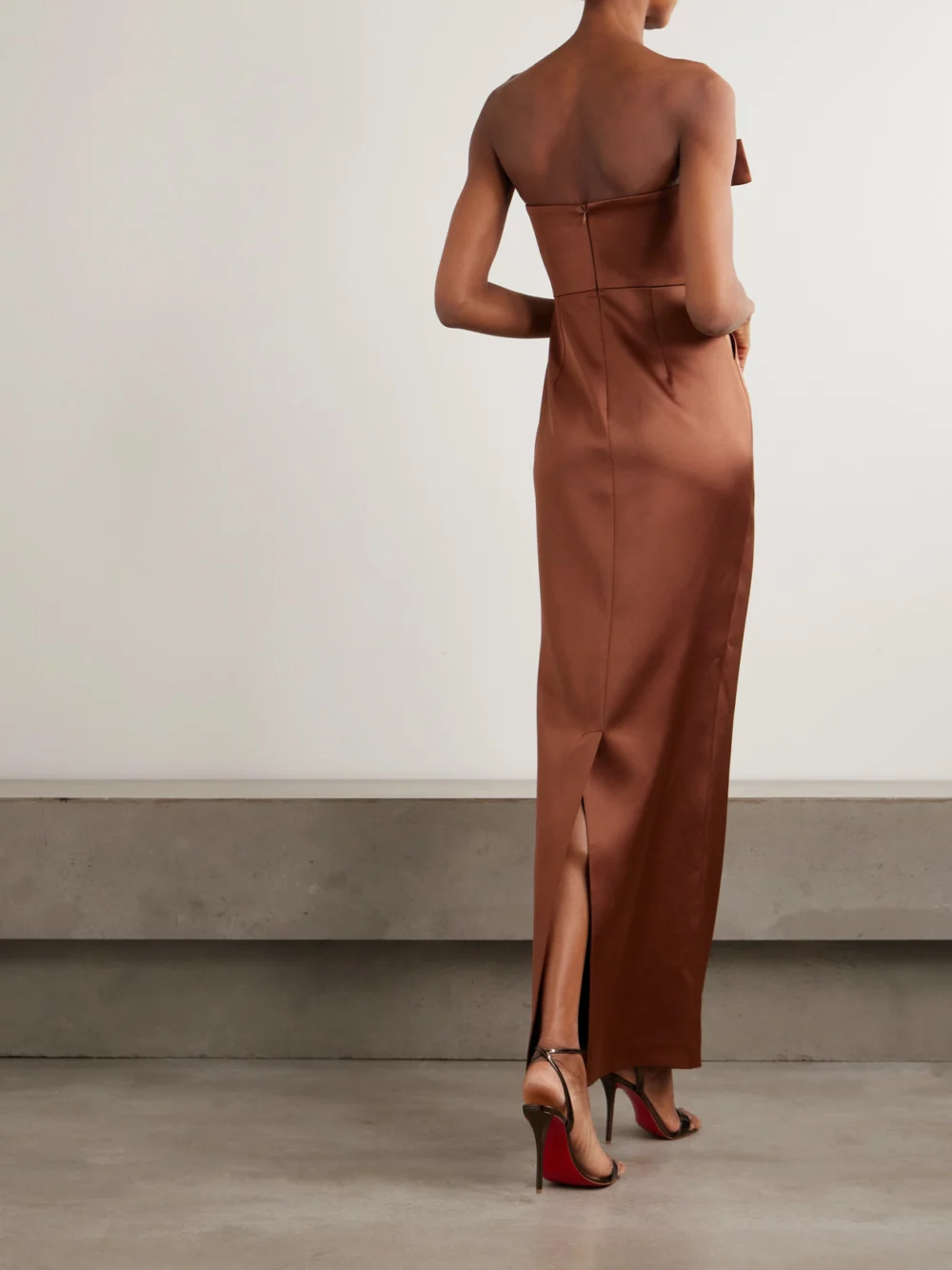 Back view of the Ilkyaz Ozel Sisu Bow-embellished Crepe Midi Dress