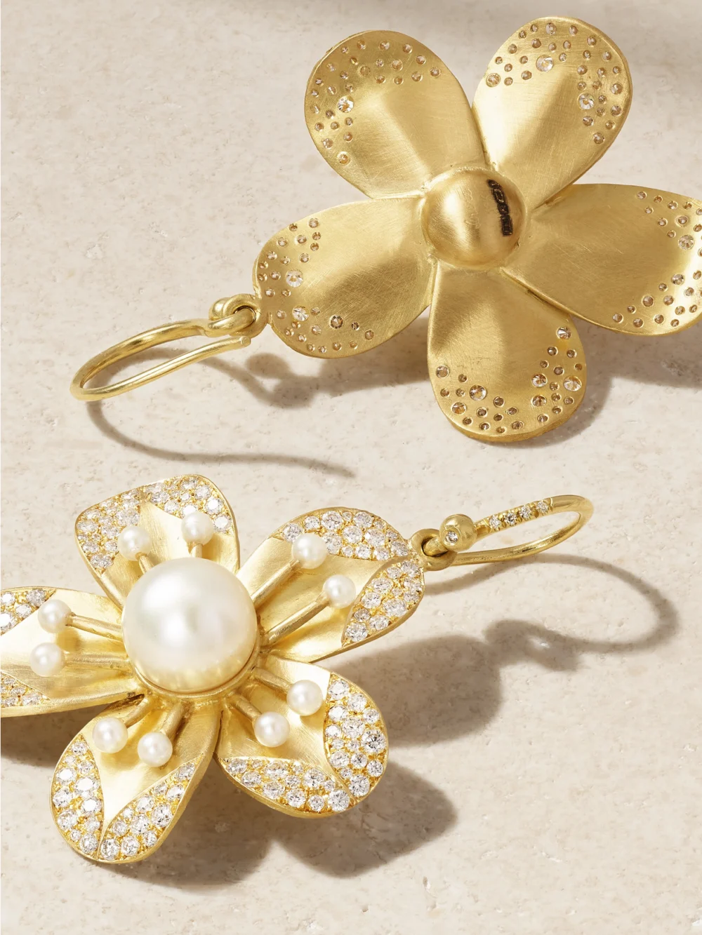 Close-up detail of the Irene Neuwirth Blossom 18-karat Gold, Pearl and Diamond Earrings