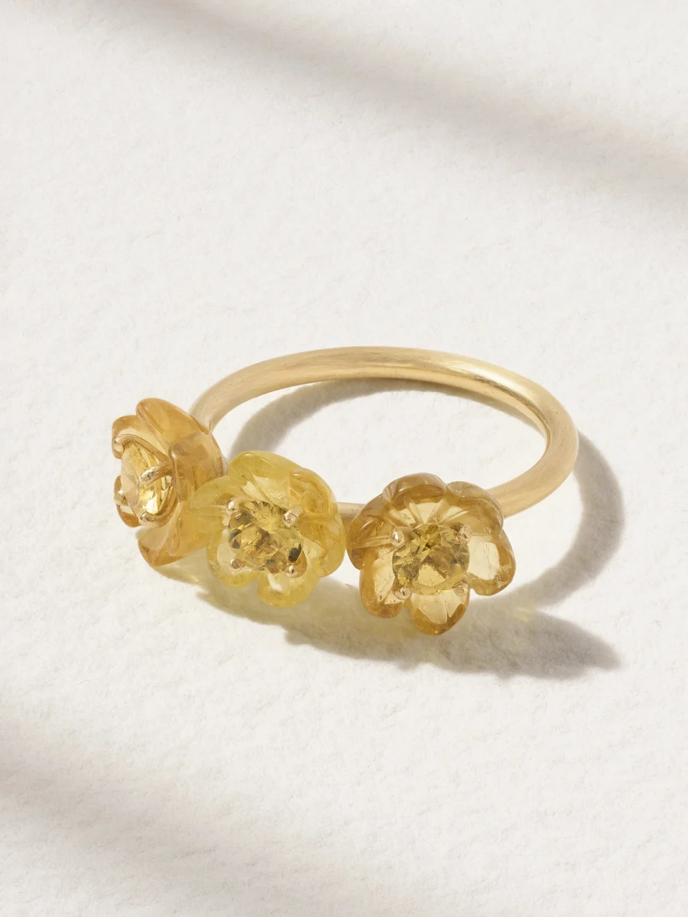 Irene Neuwirth Botanical 18-karat Gold Beryl Ring in 7