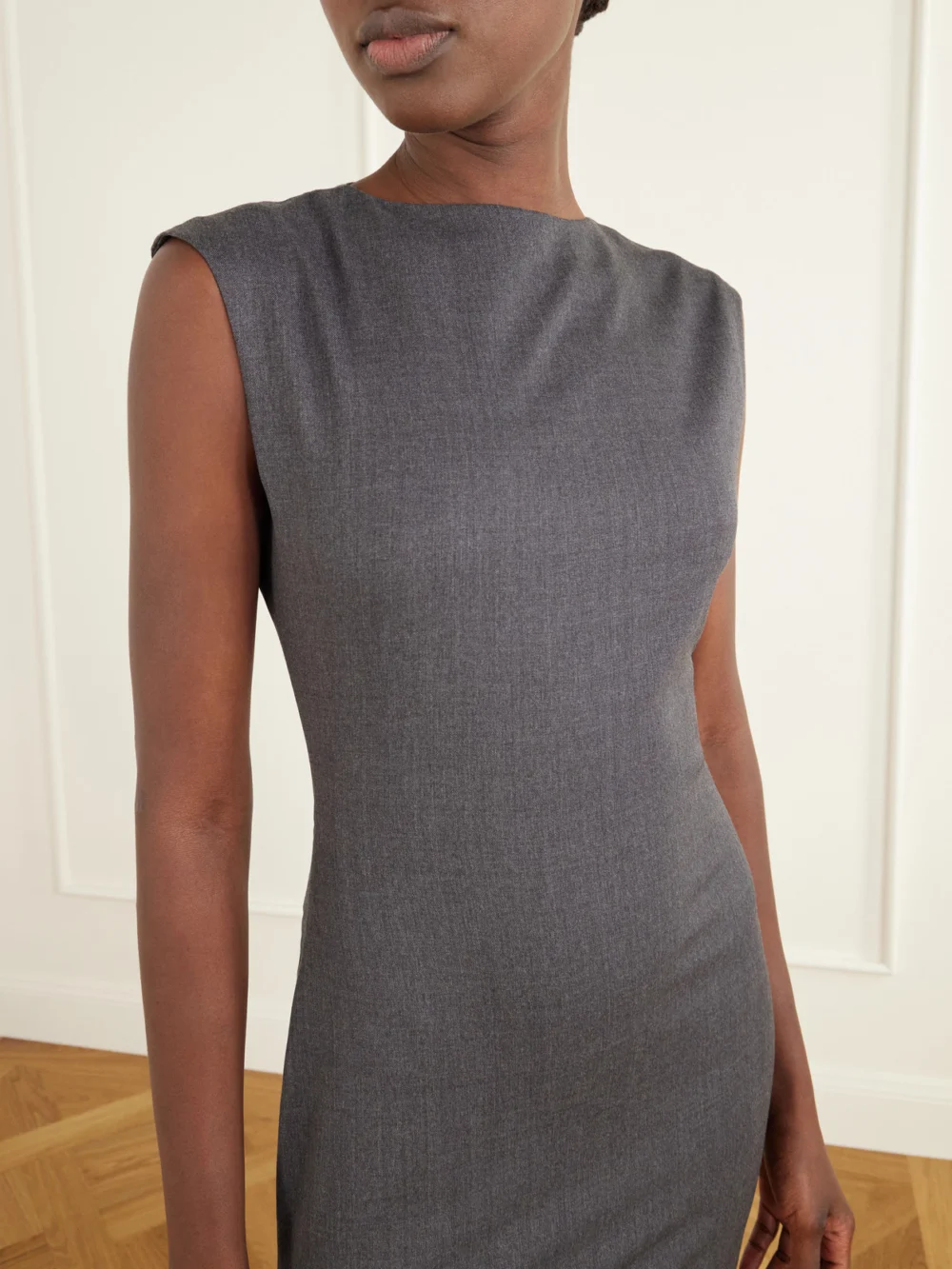 Close-up detail of the Jacquemus La Robe Alba Ruched-detail Drill Midi Dress
