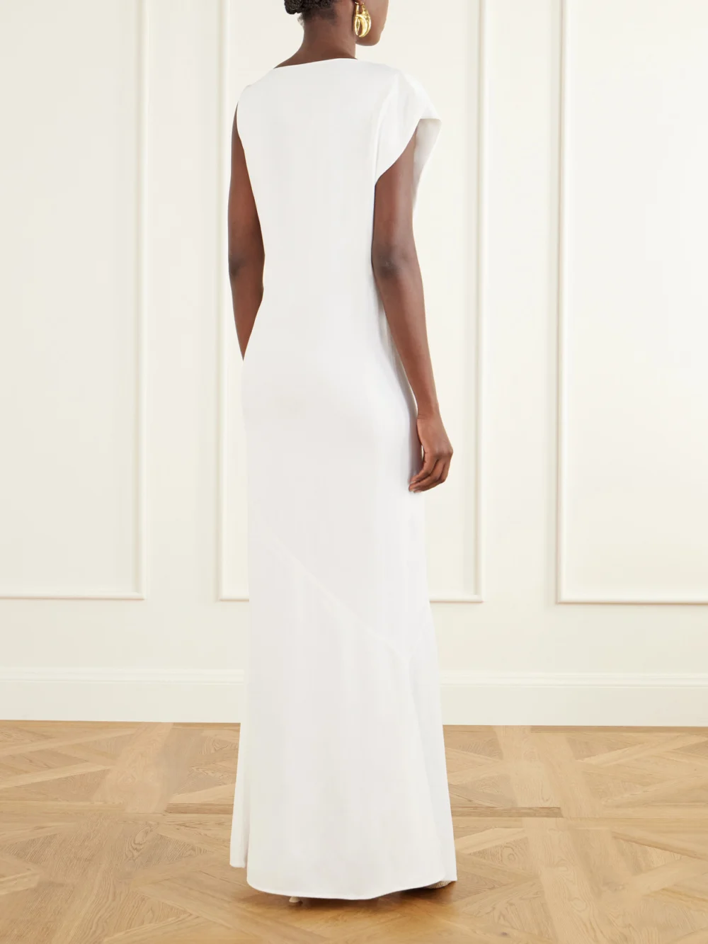 Back view of the Jacquemus La Robe Crepe Maxi Dress