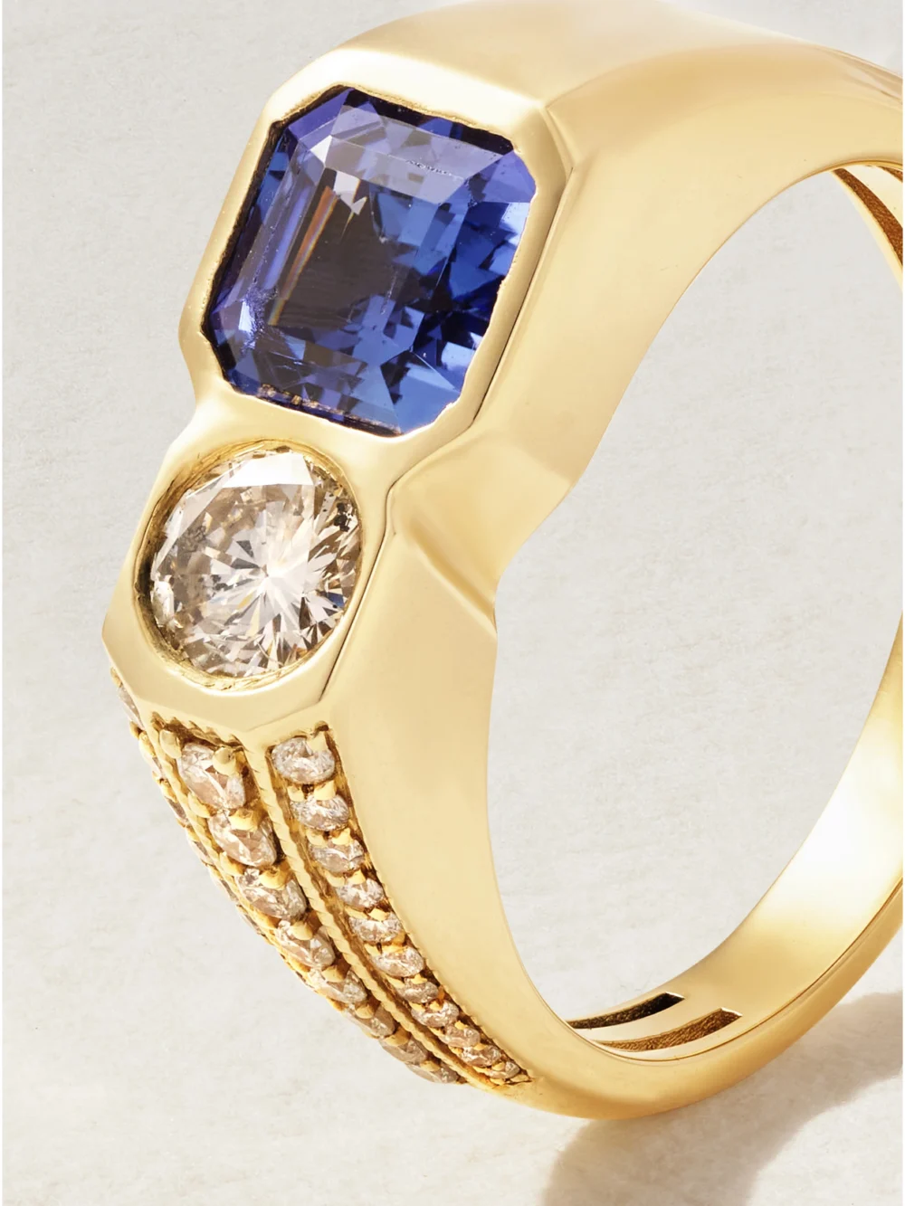 Close-up detail of the Jacquie Aiche 18-karat Gold, Tanzanite and Diamond Ring