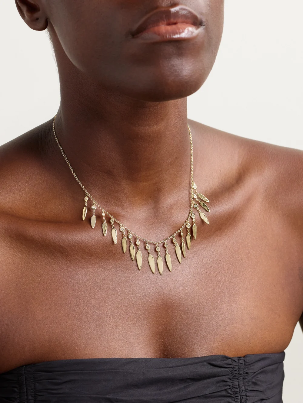 Jacquie Aiche Shaker 14-karat Gold Diamond Necklace, styled view