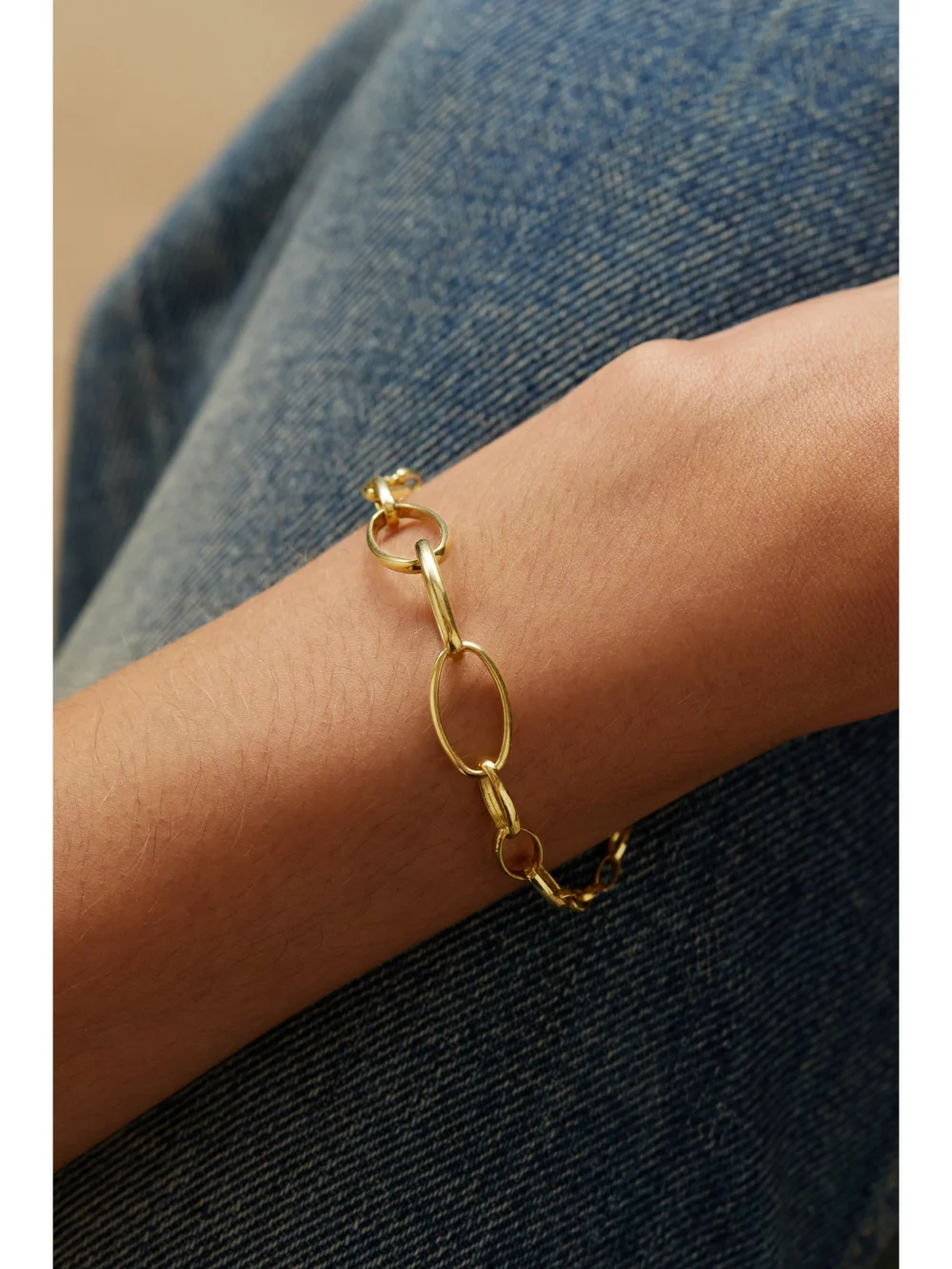 Jennifer Meyer Edith 18-karat Gold Bracelet, styled view