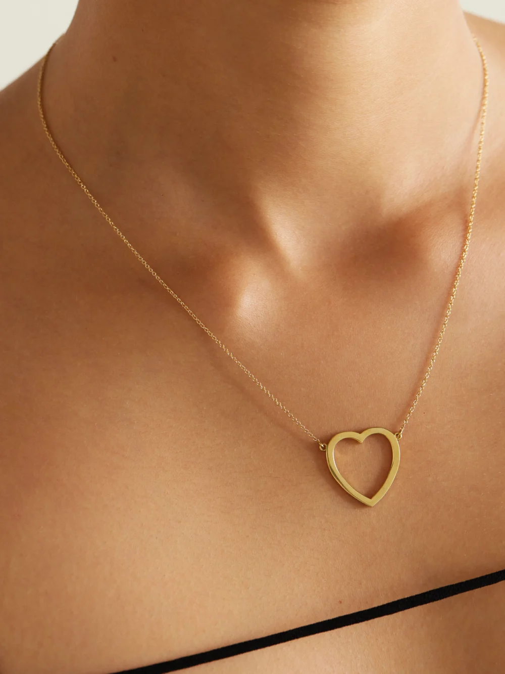 Jennifer Meyer Open Heart 18-karat Gold Necklace, styled view