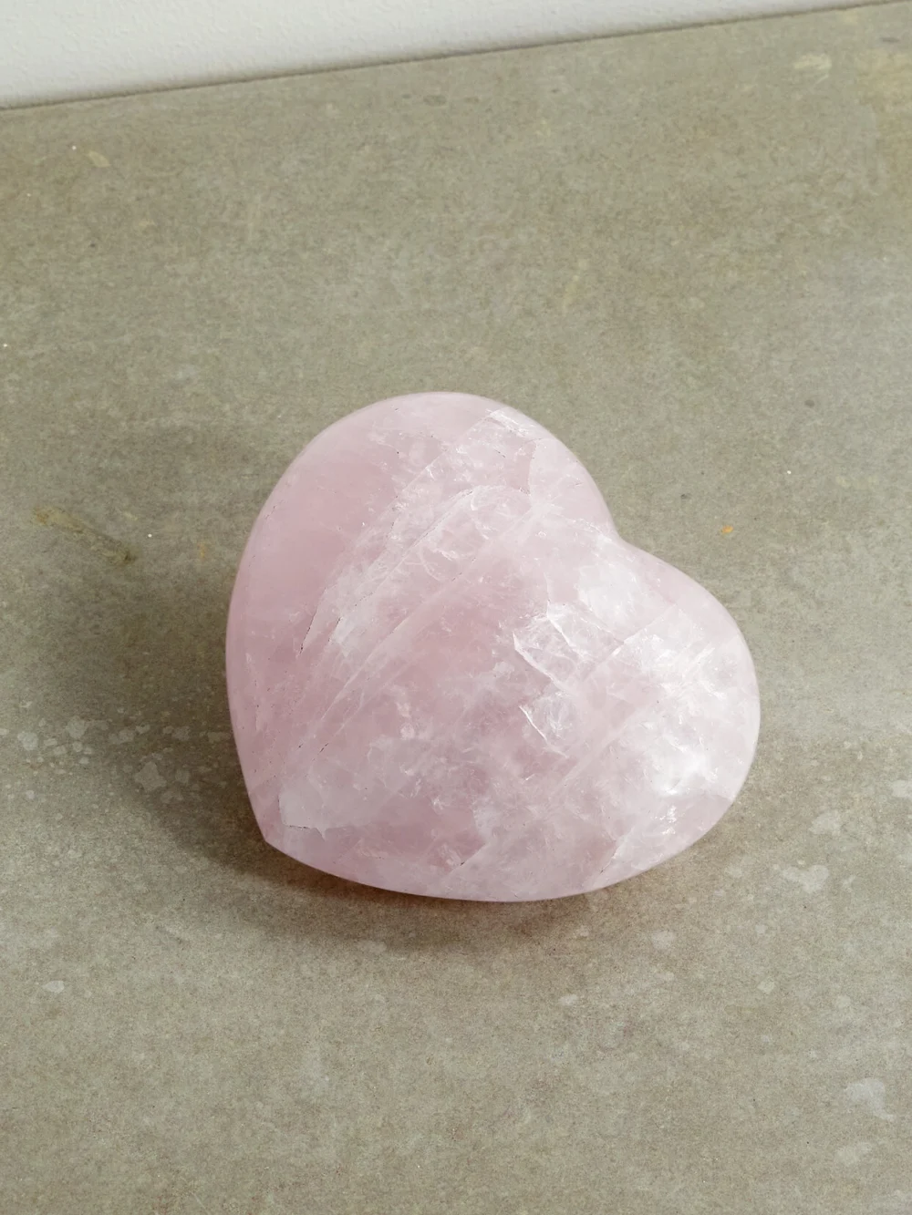 Jia Jia Rose Quartz Heart in pink