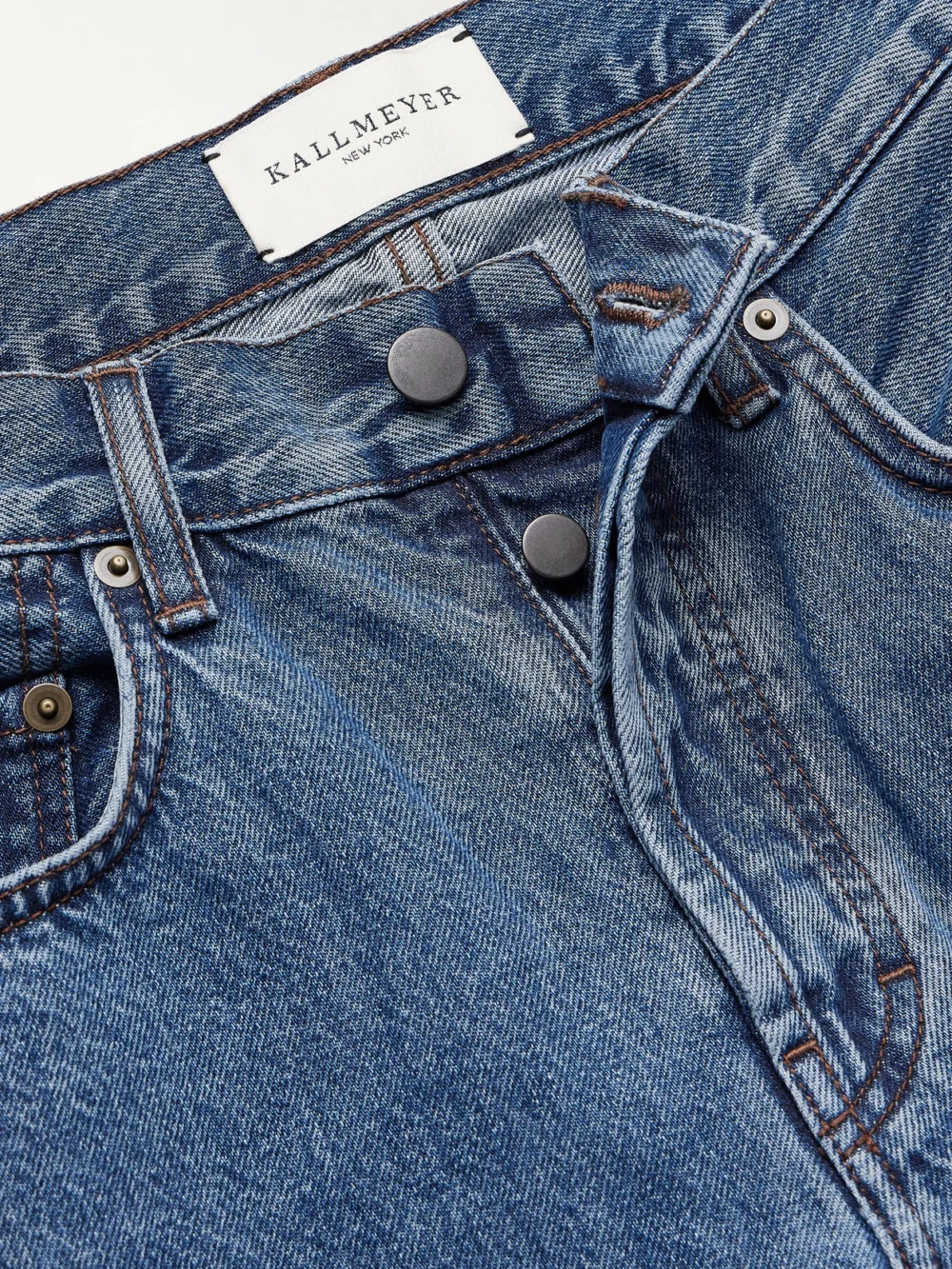 Close-up detail of the Kallmeyer Gabby High-rise Straight-leg Jeans